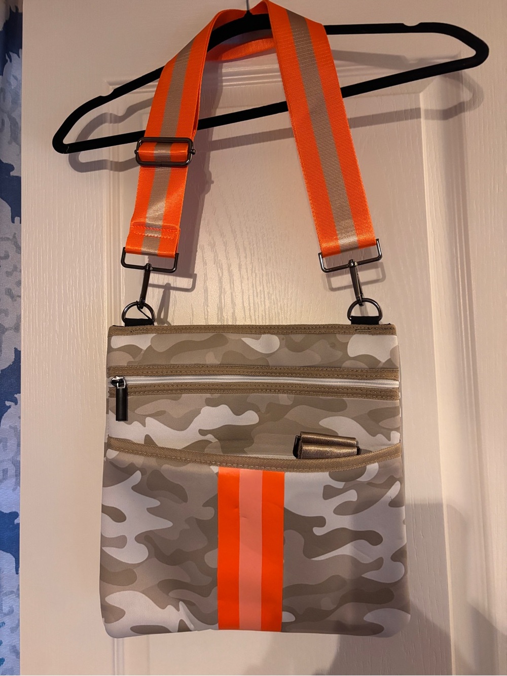 HAUTE SHORE Desert Camo Crossbody with Orange Stripe